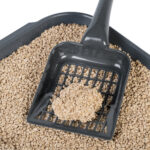 Рослинний наповнювач SuperCat Біобентоніт комкуючий для котячих туалетів 2,5 кг-1